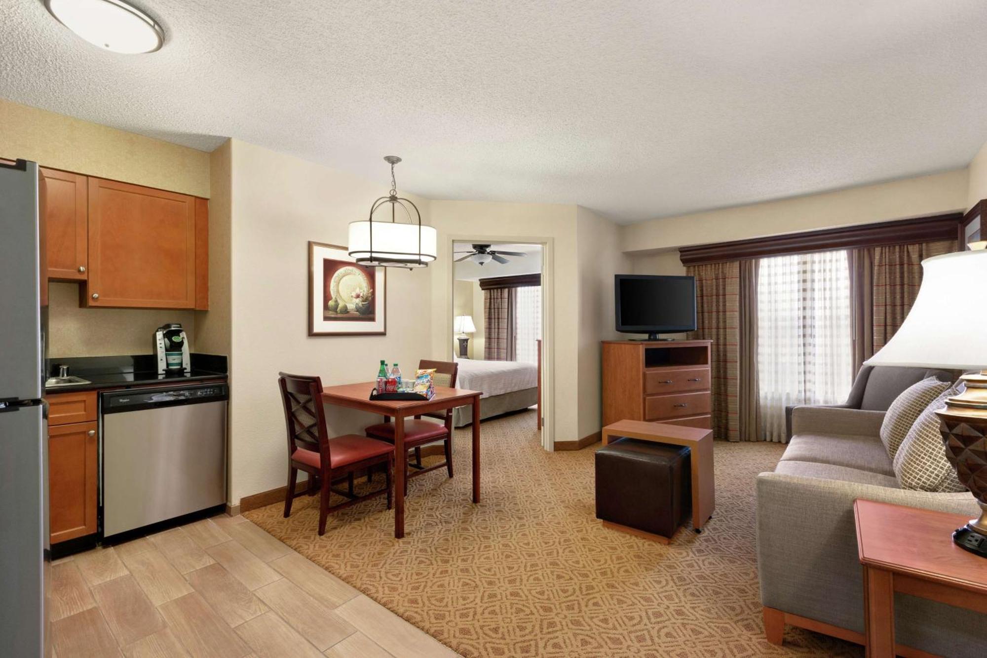 Hotel Homewood By Hilton Dallas-park Area Dallas